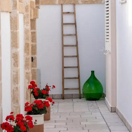 Le Dimore Di Corte Madama كازارانو