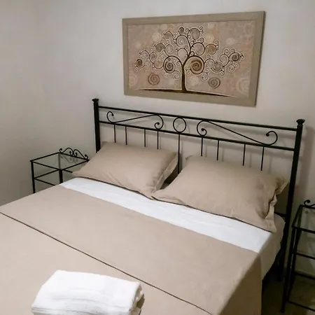 Le Dimore Di Corte Madama Bed & Breakfast *