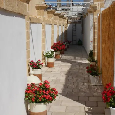Le Dimore Di Corte Madama Bed & Breakfast *