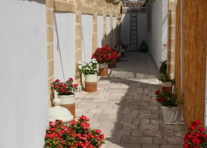 Le Dimore Di Corte Madama Alojamento de Acomodação e Pequeno-almoço 3*